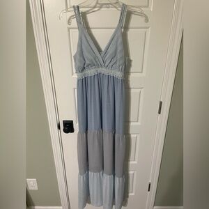 Peach Love California Blue Maxi Dress. Size M.